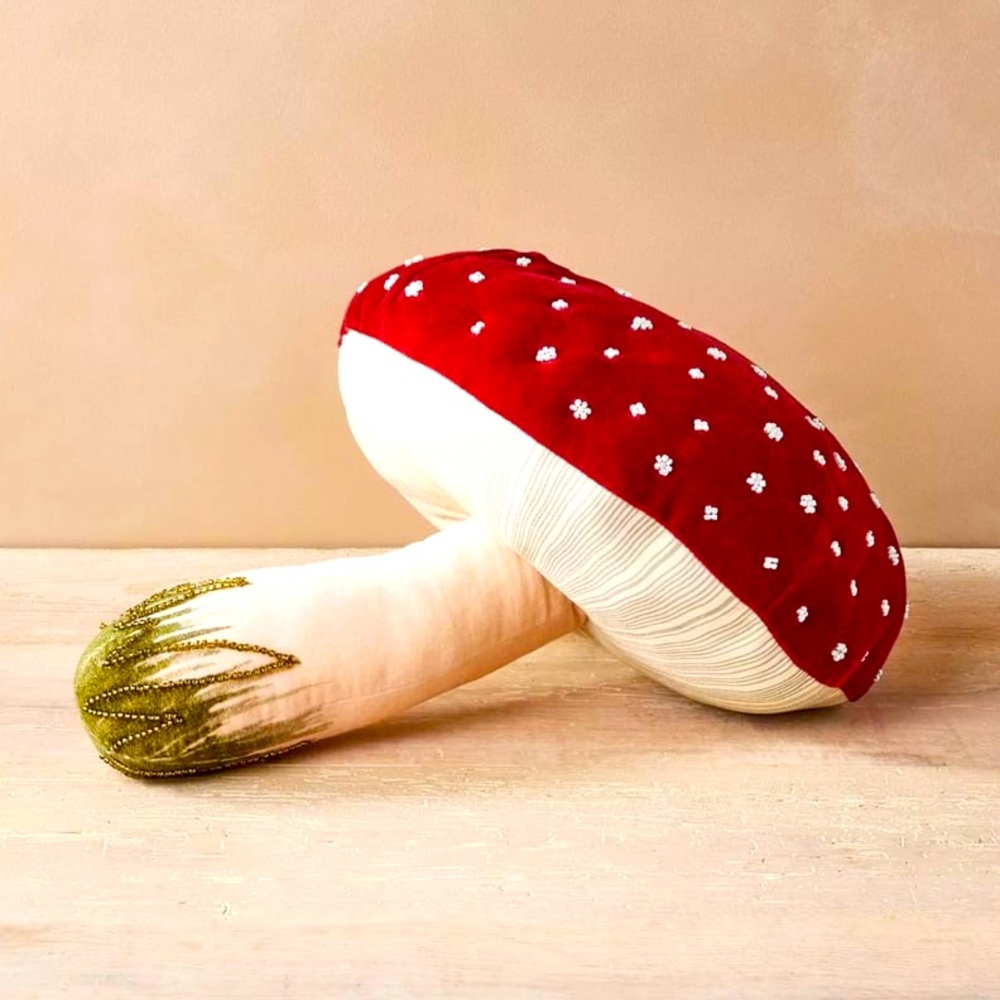 John Darien mushroom pillow Target bnwt toadstool
